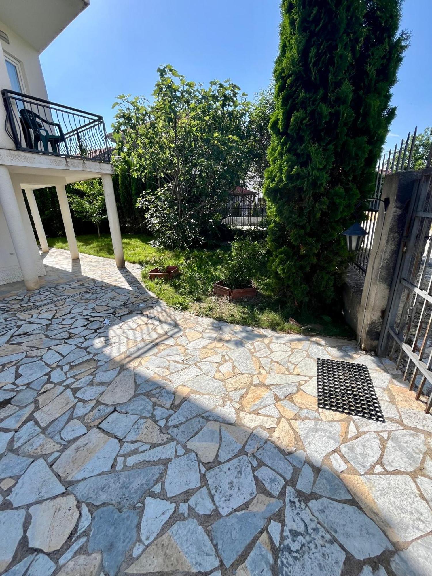 Lux Ohrid Apartment Exterior photo